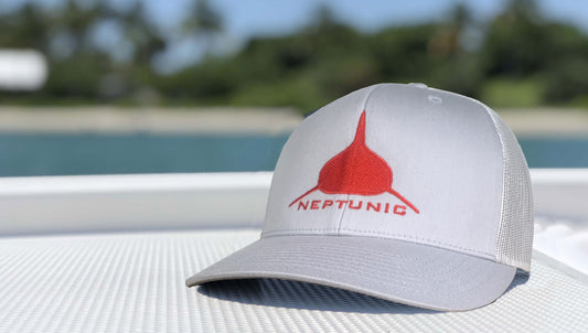 Classic Neptunic Grey & Red Hat
