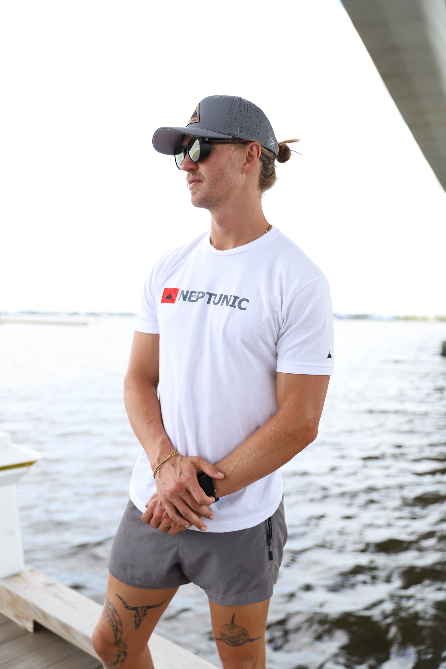 Neptunic Mens White or Gray LOCKUP SS TEE
