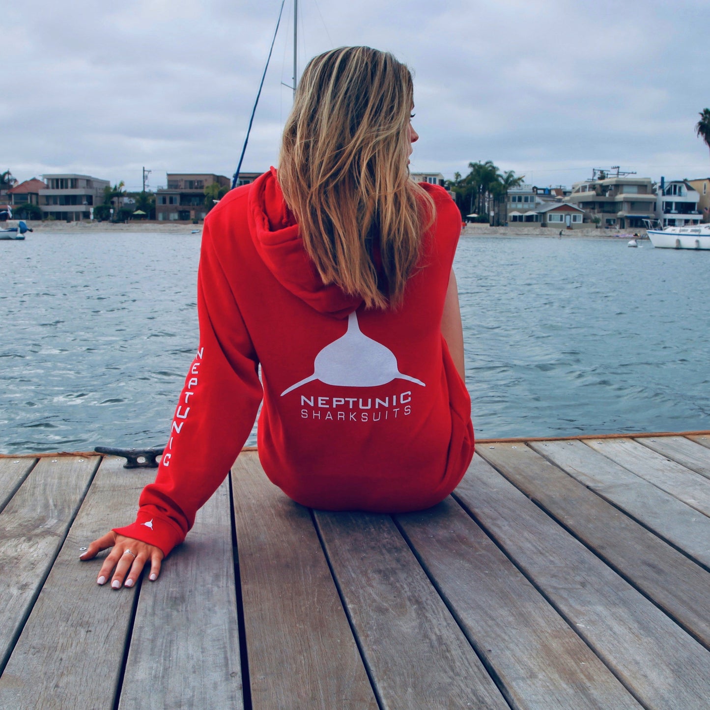 Neptunic Classic Hoodie in Red