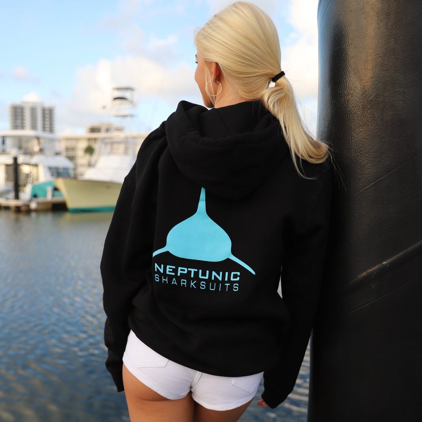 Neptunic Classic Pullover Hoodie Black/Cyan